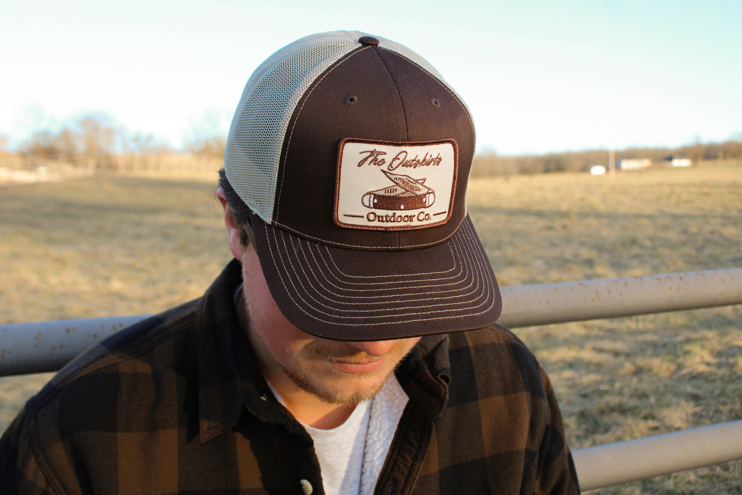 The Outskirts Buck Knife Hat